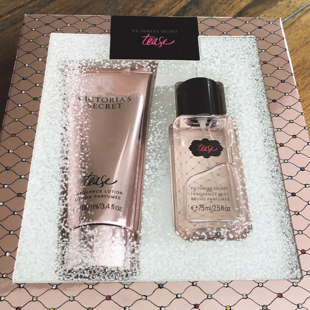 VS Tease Fragrance Set